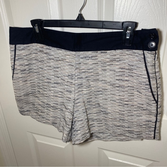 Black and white twill LOFT shorts - Picture 2 of 7